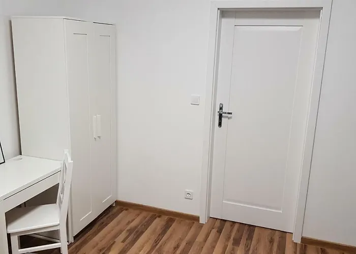 Apartament Nr 15 - 2 Pokoje Z Prywatnymi Lazienkami Centrum Poznan